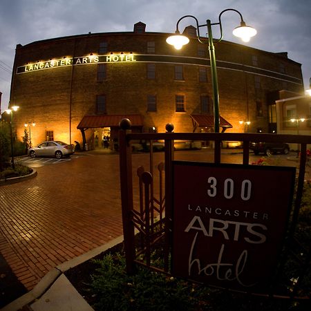 Lancaster Arts Hotel Exterior foto