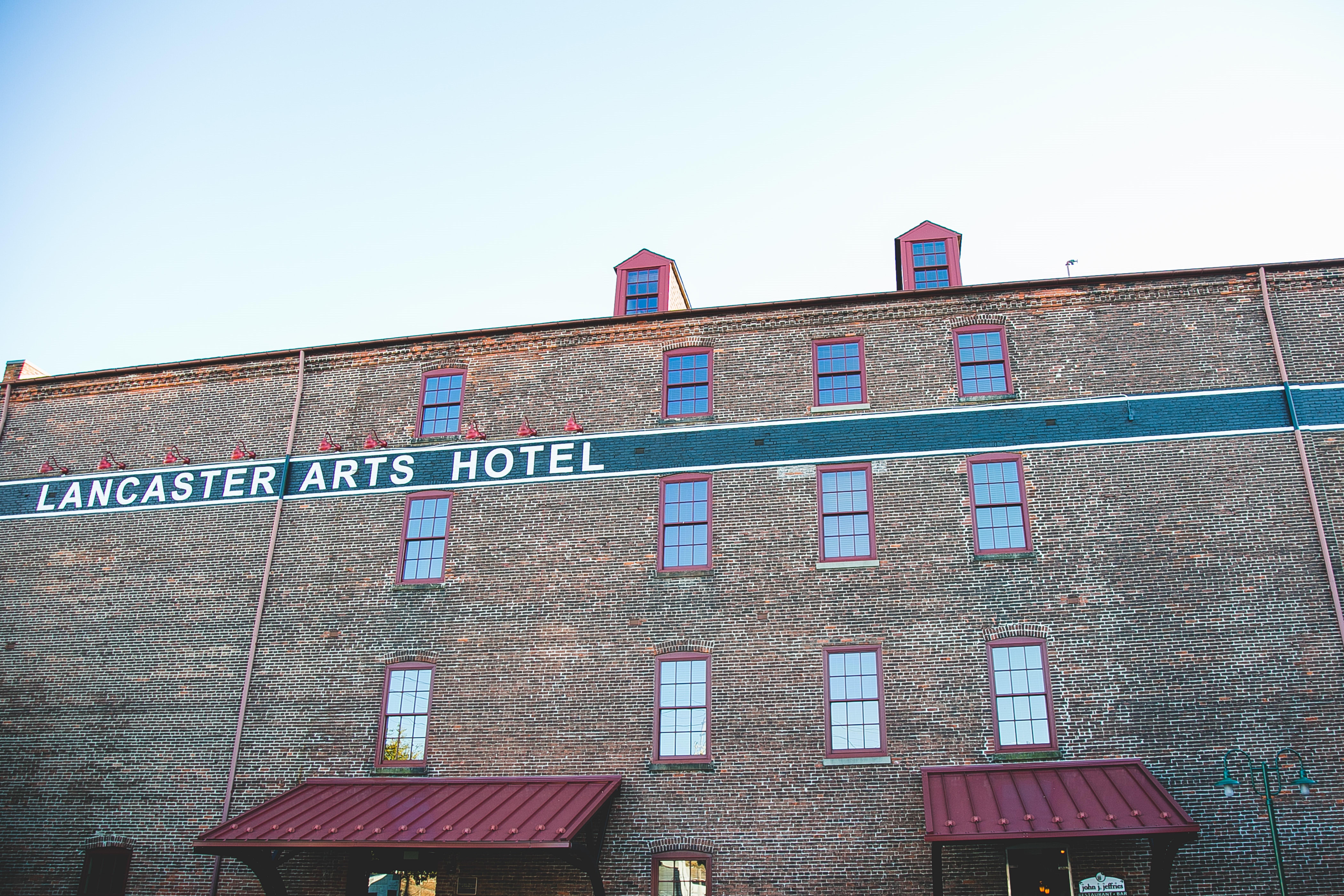 Lancaster Arts Hotel Exterior foto